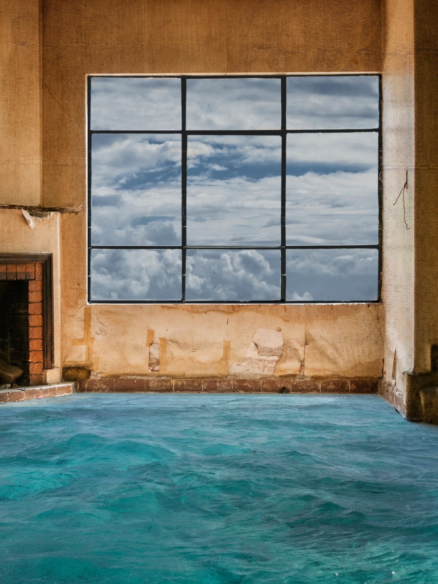 En cuatro tiempos&nbsp;(Poemas)